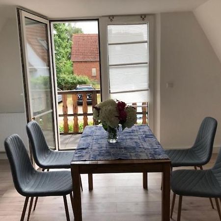 Die Graefin Auf Ruegen - Ferienappartements Parchtitz Buitenkant foto