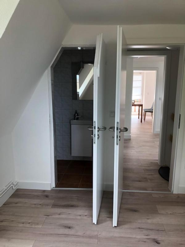 Die Graefin Auf Ruegen - Ferienappartements Parchtitz Buitenkant foto