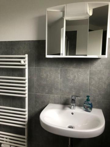 Die Graefin Auf Ruegen - Ferienappartements Parchtitz Buitenkant foto
